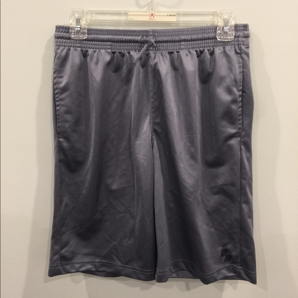 Active wear basketball shorts